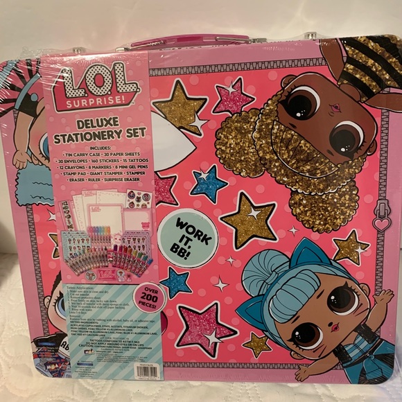 L.O.L SURPRISE! Deluxe Stationery Set 200+Pcs. NEW - Picture 2 of 9